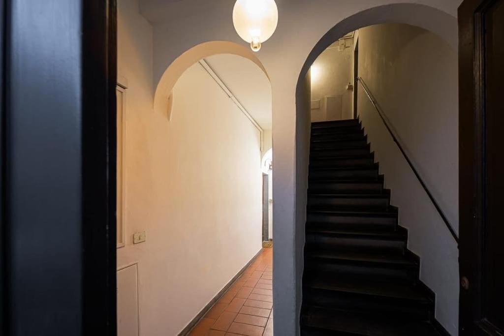 Santa Rosa Apartment - Oltrarno ฟลอเรนซ์ ภายนอก รูปภาพ