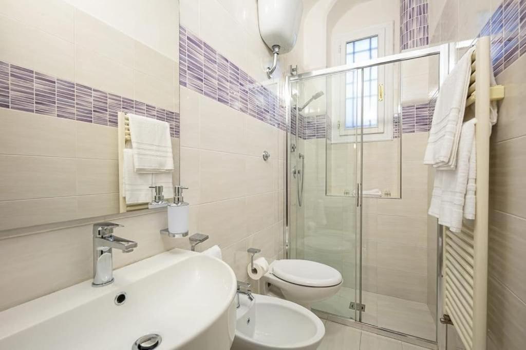 Santa Rosa Apartment - Oltrarno ฟลอเรนซ์ ภายนอก รูปภาพ